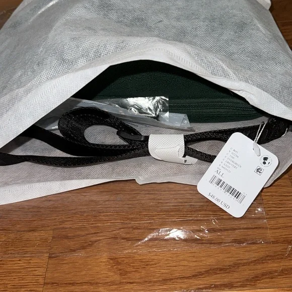 NWT FREE PEOPLE FLEECE BULLSEYE SLING BAG - Picture 7 of 7